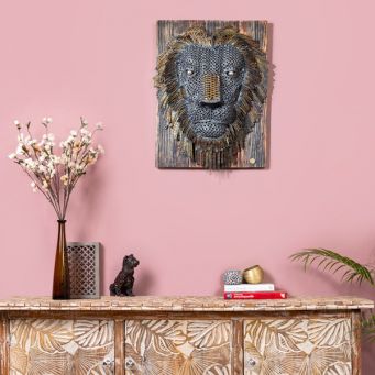 Regal Lion Head